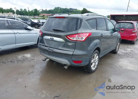 2016 Ford Escape Titanium из США, поврежденный, VIN 1FMCU9JX5GUB19582